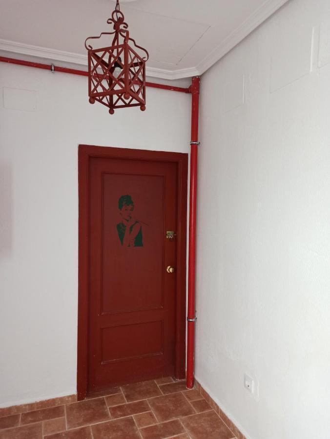 جيريز Vivian'S Guest House المظهر الخارجي الصورة